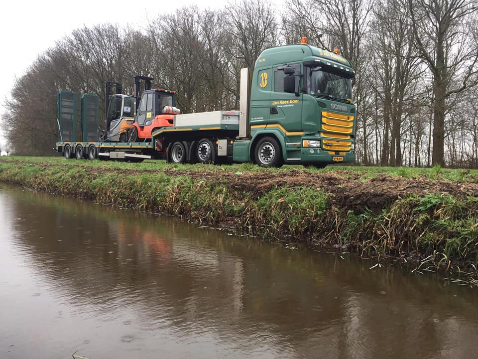 Jan Kees Boer Transport B.V. - Sterk In Specialistisch Werk!